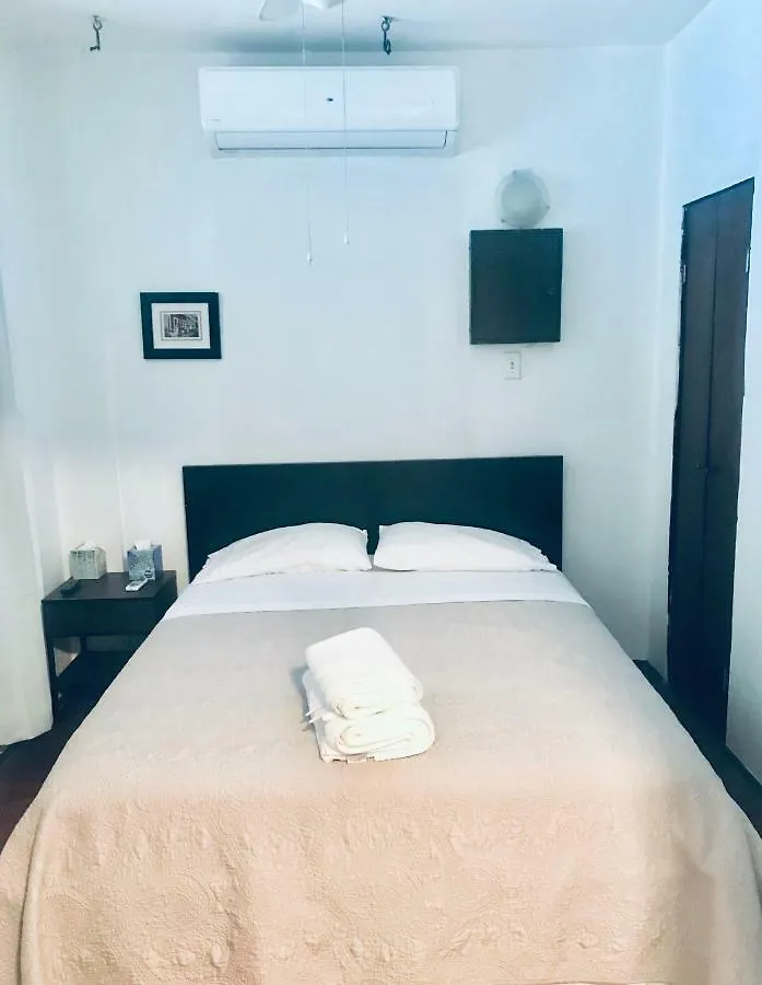 Ocean Park Studios San Juan Apartamento